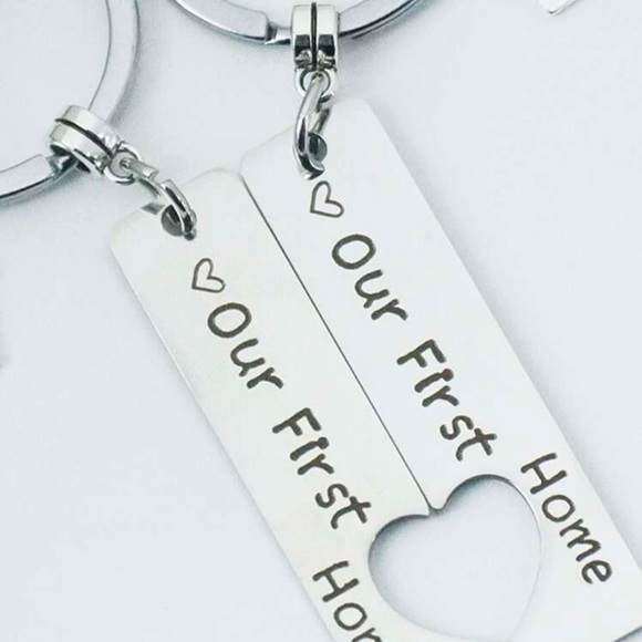 2 pcs Our First Home Couple House Heart Charm Keychain Silver Plated Gift - Picture 4 of 5